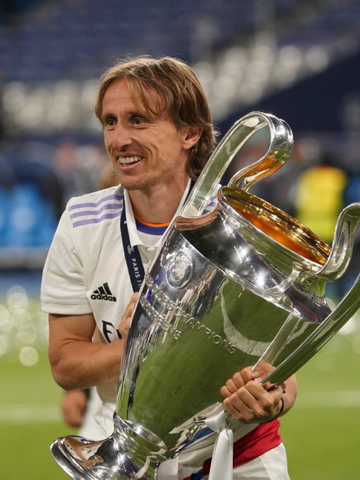 记录报：哲凯赖什加盟阿森纳十天前，在伦敦注册了一家公司