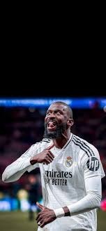 布局未来中轴线！皇马3000万欧锁定3大希望之星，真的太划算了