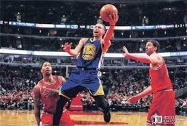 布伦森15分＆哈特13分，尼克斯半场22次罚球，雄鹿6次