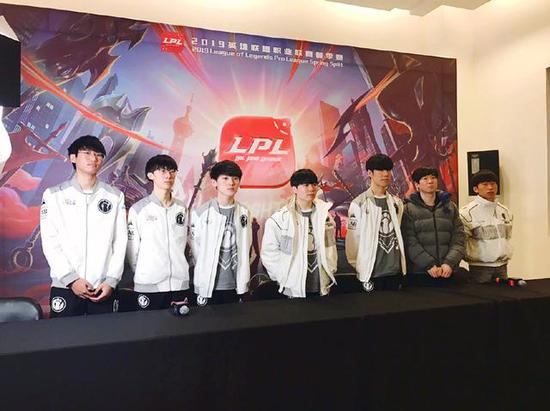 了他对本赛 了他对本赛